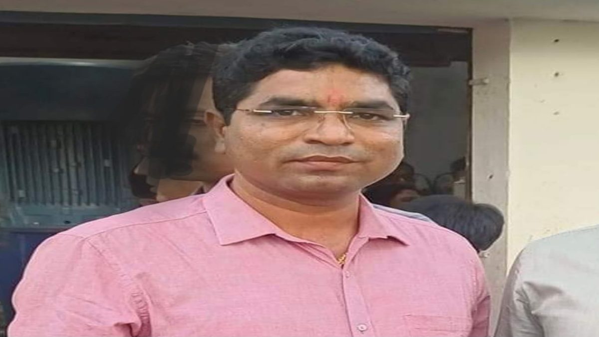 बीजेपी नेता की गोली लगने से मौतः बेडरूम में मिला शव, पास में एक पिस्तौल भी मिली, पुलिस जांच में जुटी