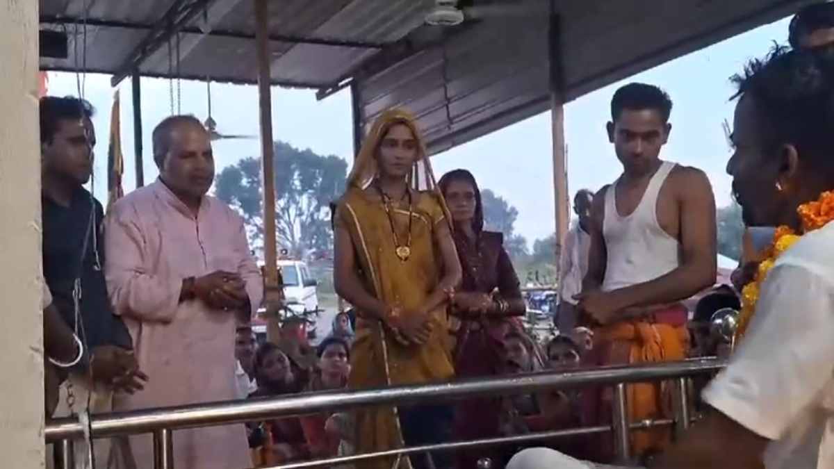 ‘शिव मंदिर को नहीं हटाया तो नहीं जलेगा रावण’ : मंदिर हटाने की जिद पर अड़ी हिंदू उत्सव समिति, जानें क्या है मामला