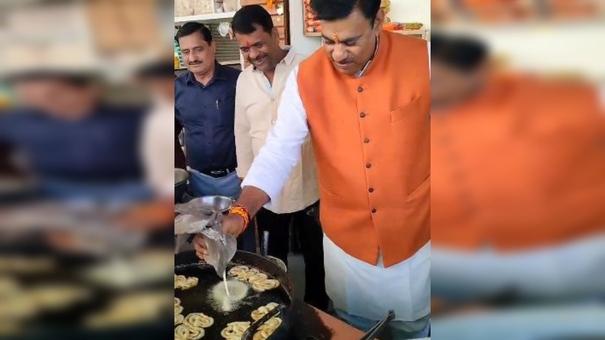 ‘र भाई हरियाणा म जलेबी फैक्ट्री में न दुकाना में बन्या करी’: MP में जलेबी पर सियासत जारी, BJP ने VIDEO शेयर कर कांग्रेस पर कसा मीठा तंज
