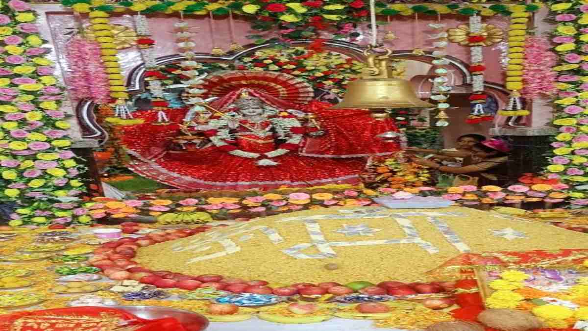 अष्टमी पर यहां माता रानी को लगेगा 225 किलो बूंदी के लड्डू का भोग, महाआरती में 56 भोग का भव्य आयोजन