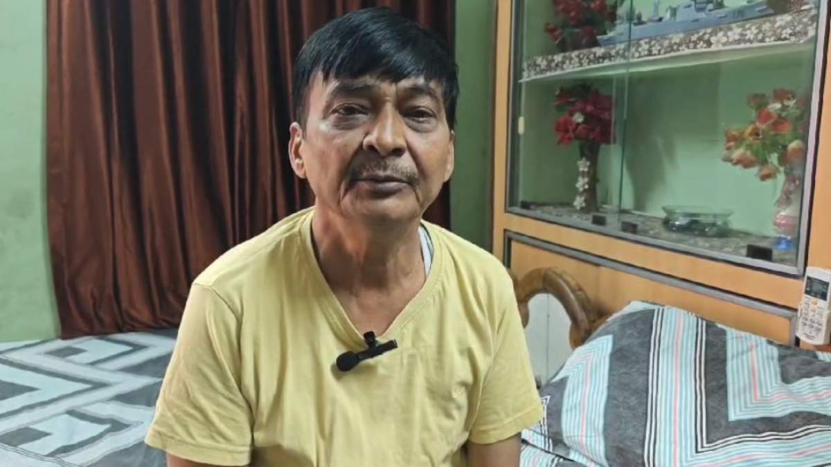 MP में UP की तर्ज पर गुंडागर्दी: बदमाशों ने पुलिस की मौजूदगी में गोदाम का दरवाजा तोड़कर लाखों का सामान फेंका, वारदात CCTV में कैद