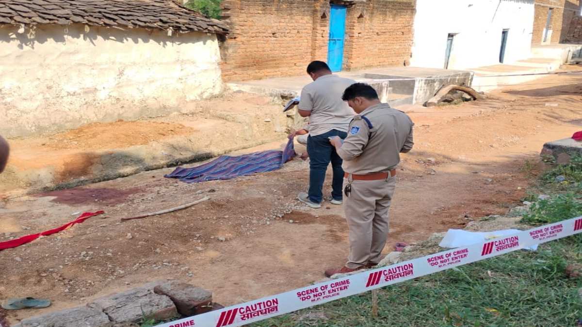 सिर धड़ से अलग कर उतारा मौत के घाटः शराब के नशे में कातिलों ने हत्या की वारदात को दिया अंजाम