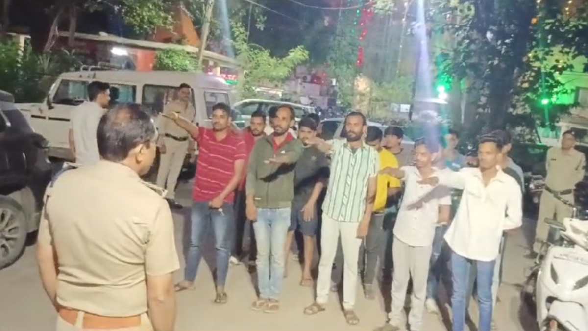 अपराध पर लगाम लगाने पुलिस ने अपनाया नया तरीका: थाने में पुराने आरोपियों को बुलाकर दिलाई शपथ, क्राइम से दूर रहने की दी हिदायत
