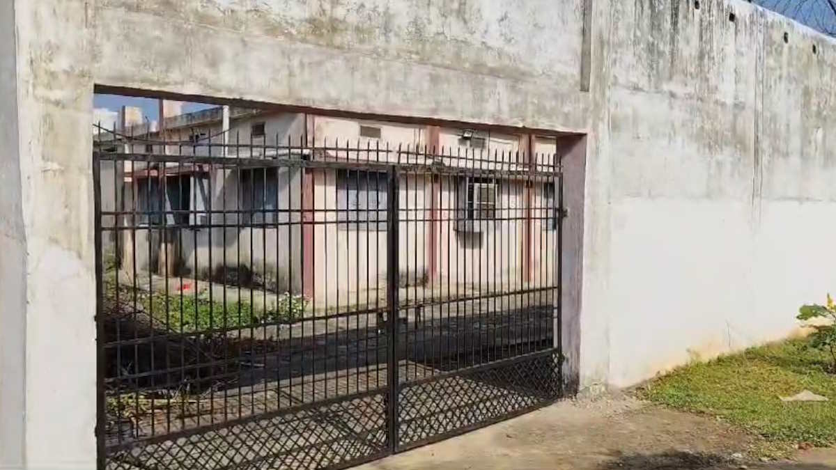 नगर सैनिक और अटेंडेंट को पत्थर मारकर छिनी चाबी, फिर गेट खोल संप्रेक्षण गृह से फरार हुए अपचारी बालक