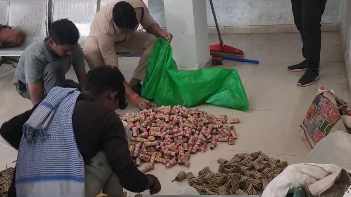 कहीं आप बीड़ी के शौकिन तो नहीं, डोंगरगढ़ में पुलिस छापेमारी में हुआ बड़ा खुलासा…
