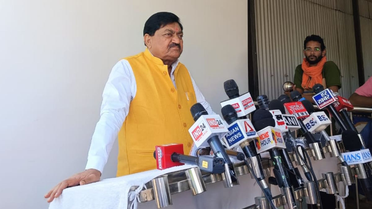 डॉ. चरणदास के आरोप पर खाद्य मंत्री बघेल का पलटवार, कहा- कांग्रेस सरकार में हुआ 1200 करोड़ का धान घोटाला…