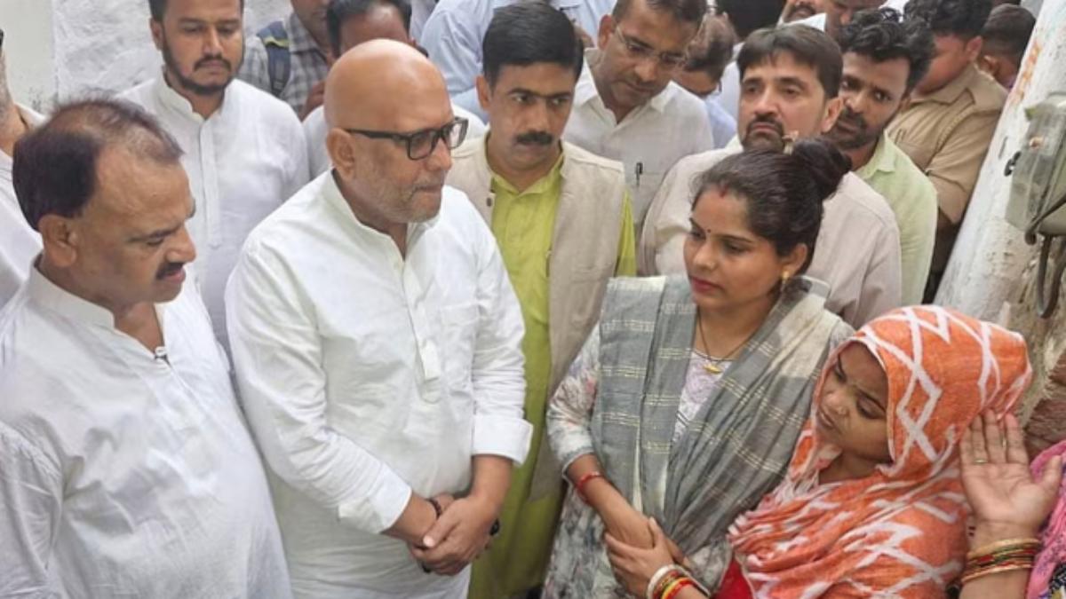 पुलिस हिरासत में युवक की मौत का मामला: कांग्रेस अध्यक्ष ने की परिजनों से मुलाकात, सरकार से 1 करोड़ मुआवजा और सरकारी नौकरी देने की मांग