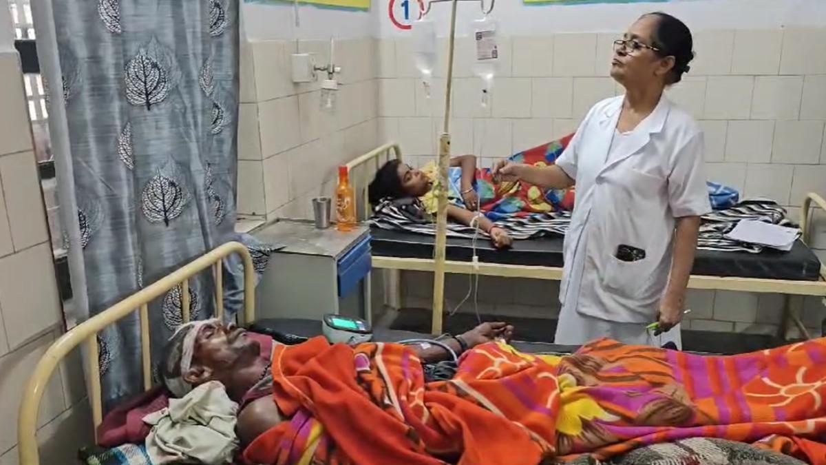 Tiger Attack: रिहायशी इलाके में बाघ का मूवमेंट, हमले में तीन ग्रामीण घायल, वन विभाग ने जारी की एडवाइजरी