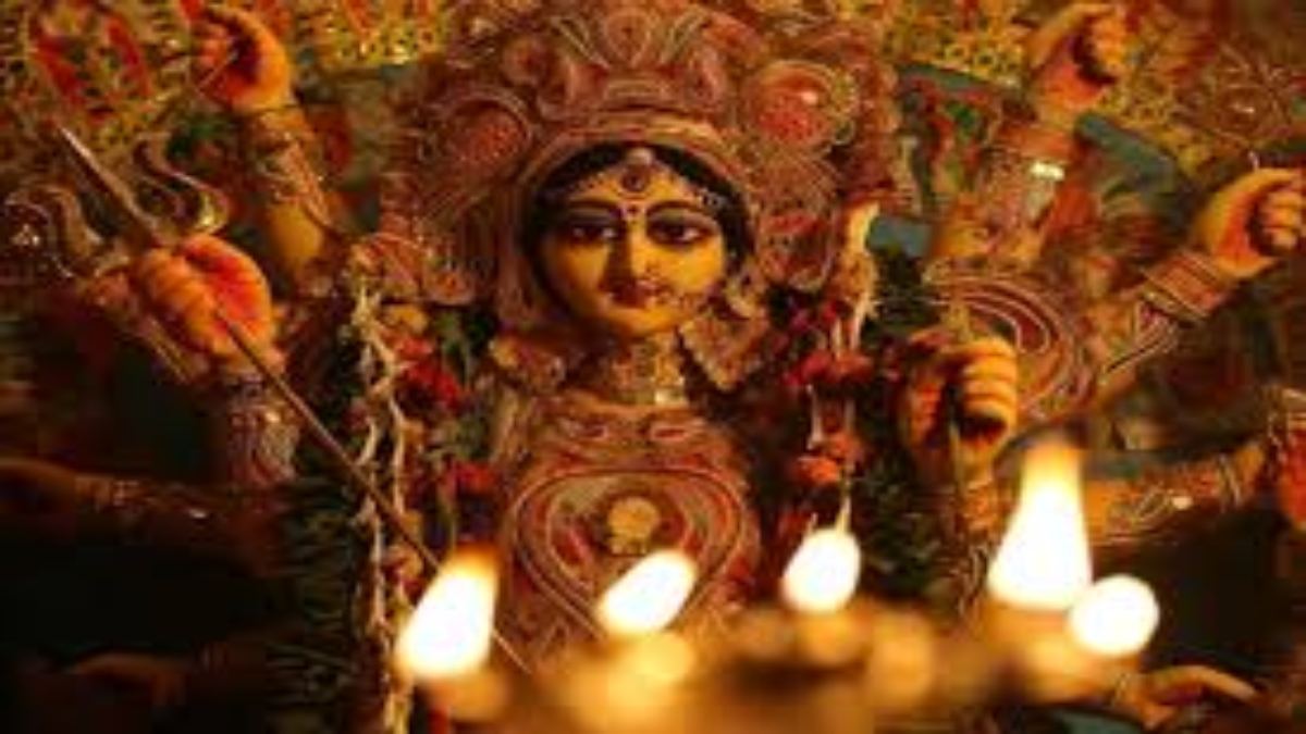 Navratri Ki Shuruat: क्या आपको पता है नवरात्रि की शुरुआत कैसे हुई? माँ दुर्गा का सबसे पहली 9 दिन का व्रत किसने रखा था?