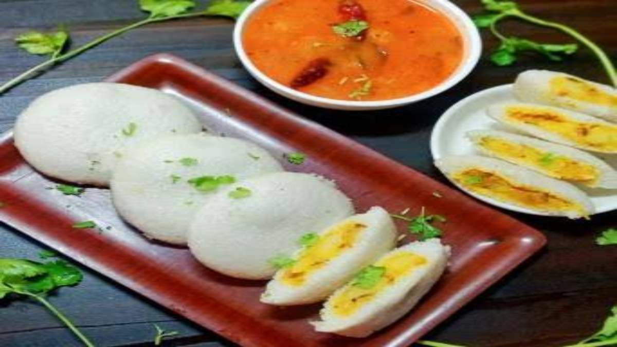 Home Recipe: आपको भी पसंद है इडली, तो एक बार जरूर बनाकर देखें इडली आलू…