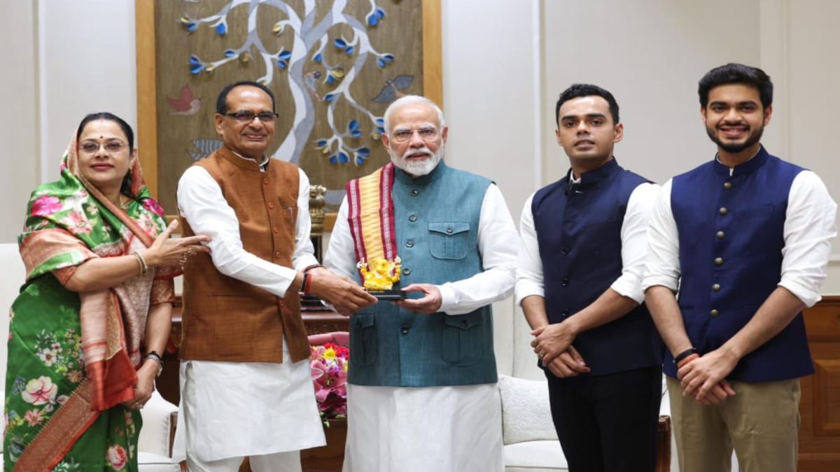 बुधनी उपचुनावः उम्मीदवार प्रमाणित करेगा बीजेपी परिवारवाद की पक्षधर है या विरोधी- दिग्विजय ने X पर लिखा- क्या हम कार्तिकेय को बधाई दे दें