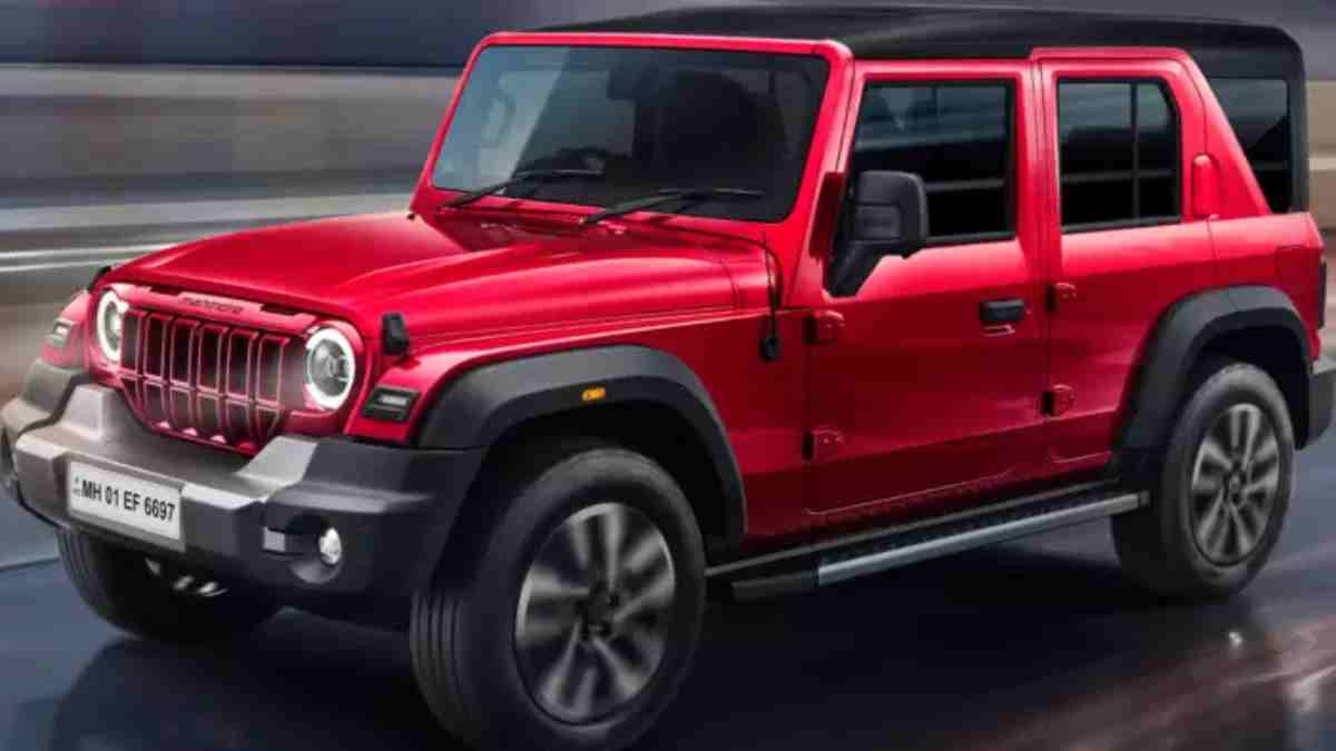 महिंद्रा थार रॉक्स ने तोड़ दिए सारे रिकॉर्ड, एक घंटे में 1.76 लाख लोगों ने की बुकिंग