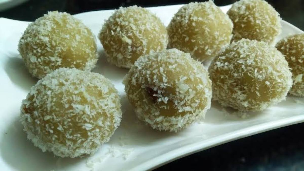 Navratri Special Ladoo: नवरात्रि व्रत के लिए बनाएं सिंघाड़े के आटे के स्वादिष्ट लड्डू…