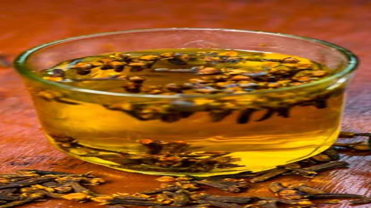 Laung Benefits: लौंग का पानी पीने से मिलते हैं कई फायदे, आप भी जरूर करें इसका सेवन…