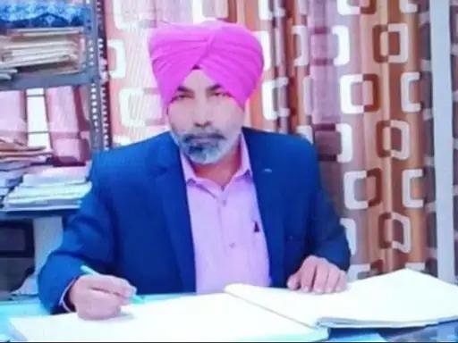 थाना सदर रामपुरा के मुंशी ने एके 47 से खुद को मारी गोली, इलाके में फैली सनसनी…