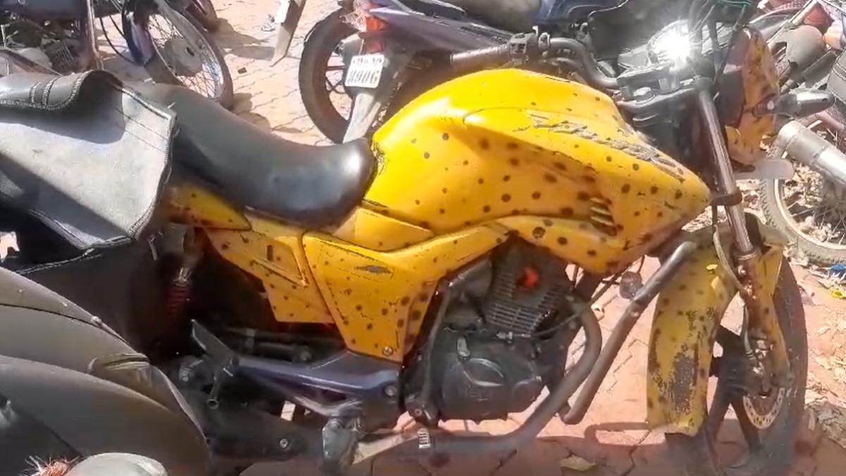 यहां पुलिस भी सुरक्षित नहींः थाने से चोरी हुआ चीता वाहन, मचा हड़कंप, तलाश में जुटी पुलिस