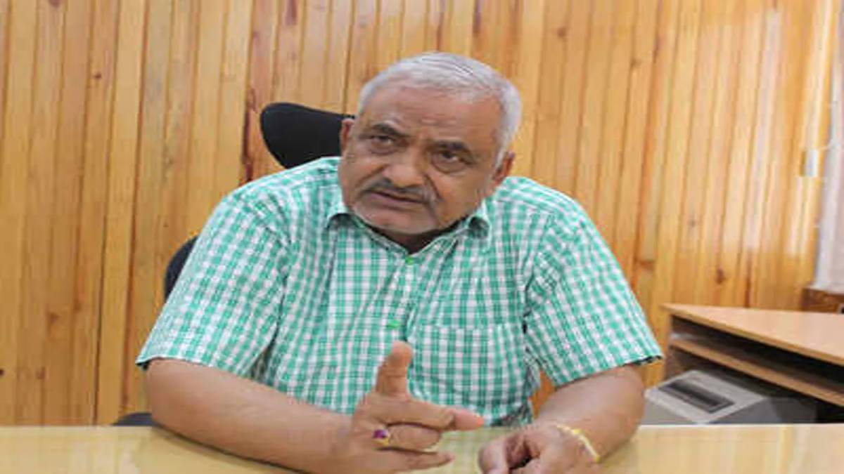 ‘एनकाउंटर में फंसे तो बाल-बच्चे तक रोएंगे’, जानिए आखिर पूर्व DGP सुलखन सिंह ने क्यों कही ये बात?