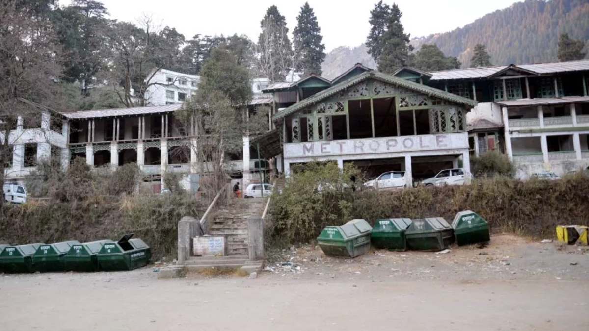 नैनीताल के मेट्रोपोल होटल परिसर में पार्किंग बनाने की मिली अनुमति, केंद्रीय गृह मंत्रालय ने दी NOC, अब पर्यटकों की टेंशन होगी दूर