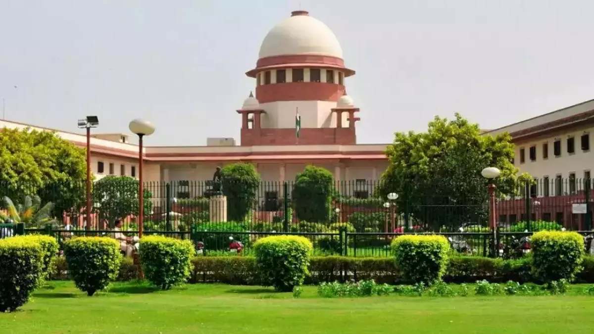 आ गई फैसले की घड़ी! सुप्रीम कोर्ट में 69000 शिक्षक भर्ती मामले की होगी सुनवाई, दोनों पक्षों के अभ्यर्थियों ने राजधानी में डाला डेरा