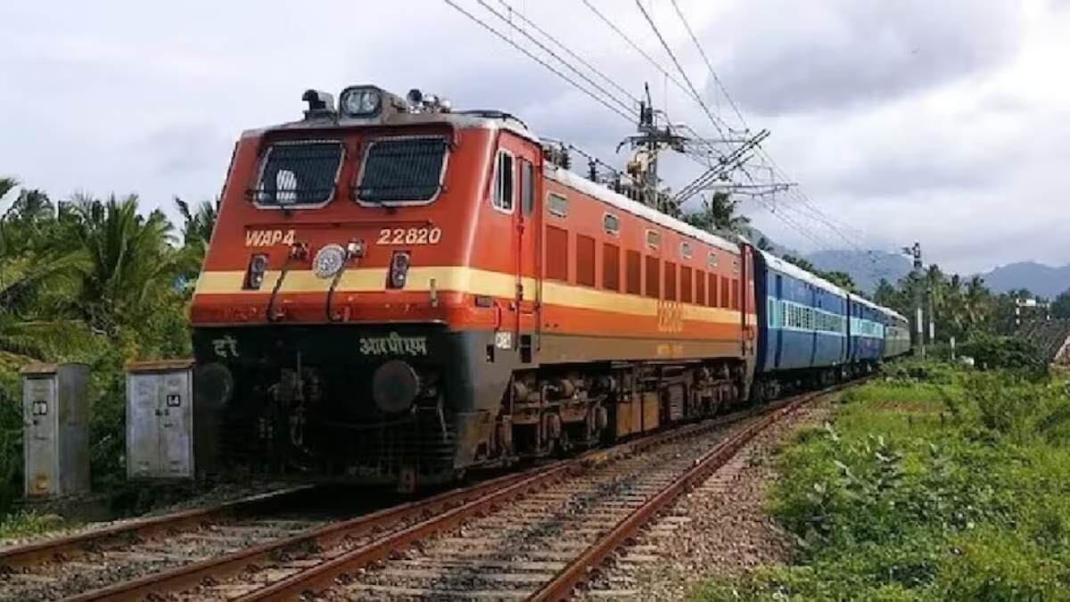 महाकुंभ 2025 की महातैयारीः श्रद्धालुओं के लिए 992 मेला स्पेशल ट्रेनों का होगा संचालन, इन 9 प्रमुख रेलवे स्टेशनों की बढ़ाई जा रही सुविधा…