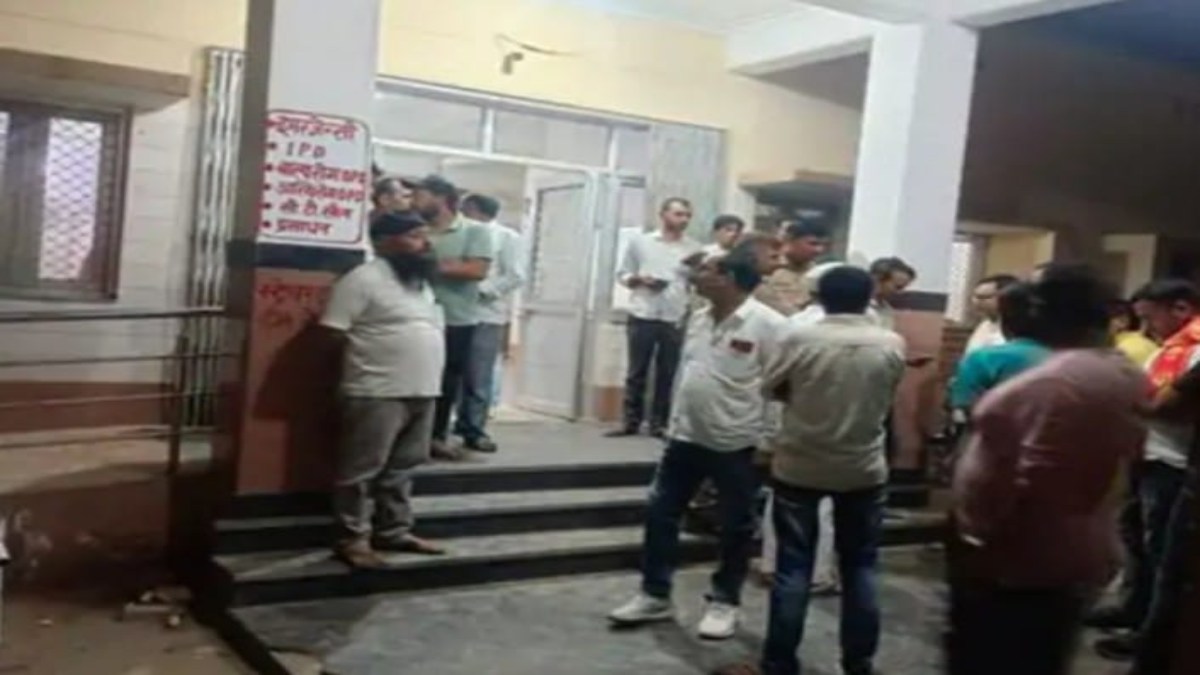 गम में बदली शादी की खुशियां : कार्ड बांटकर लौट रहे दूल्हे के भाई की सड़क हादसा में मौत, दो अन्य ने तोड़ा दम