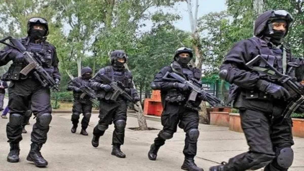 CM योगी और पूर्व मुख्यमंत्री मायावती समेत 9 नेताओं की सुरक्षा से हटेंगे NSG कमांडो, जानिए आखिर केंद्र सरकार ने क्यों लिया फैसला…
