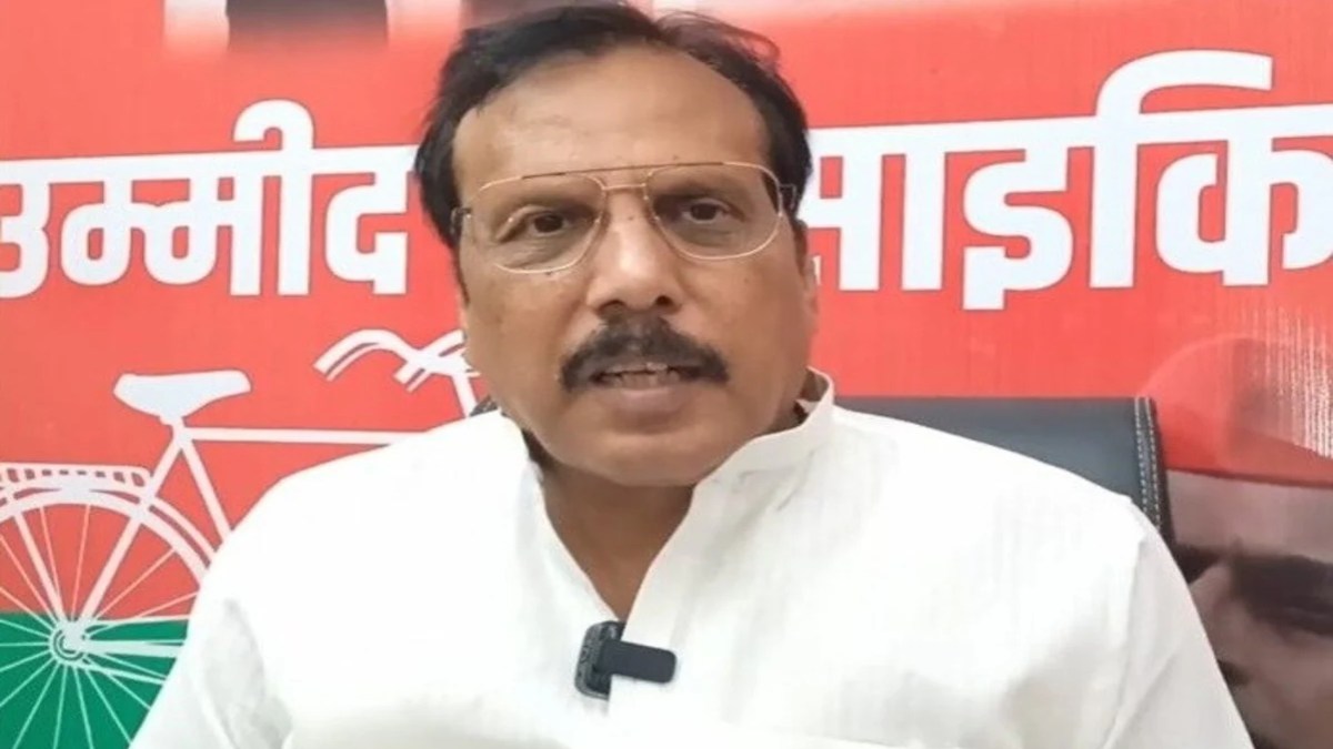 घोसी सांसद राजीव राय के खिलाफ केस : जिला अस्पताल के डॉक्टर ने की शिकायत, सरकारी काम में बाधा डालने का आरोप