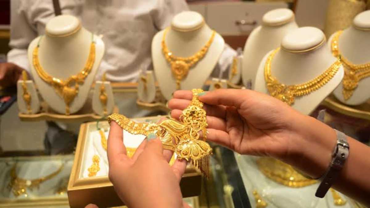 Gold Real: सोना असली है या नकली? यहां जानें असली सोने को कैसे पहचानें, सबसे आसान तरीका…