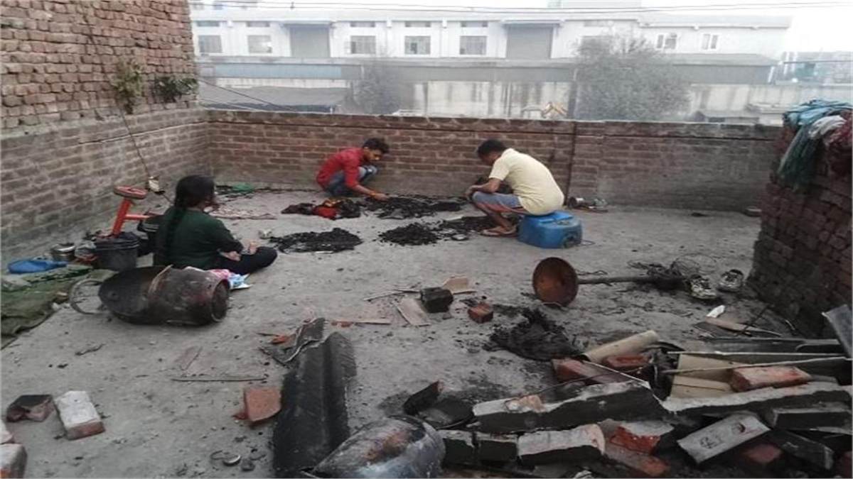 खाना बनाते वक्त सिलेंडर में हुआ धमाका, नवविवाहित जोड़ा झुलसा , पत्नी की हालत घम्बिर…