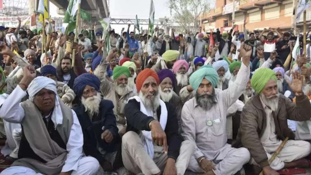 धान खरीद और खाद की किल्लत पर किसानों ने फिर किया हाईवे पर चक्काजाम घटों बेहाल रहे यात्री…