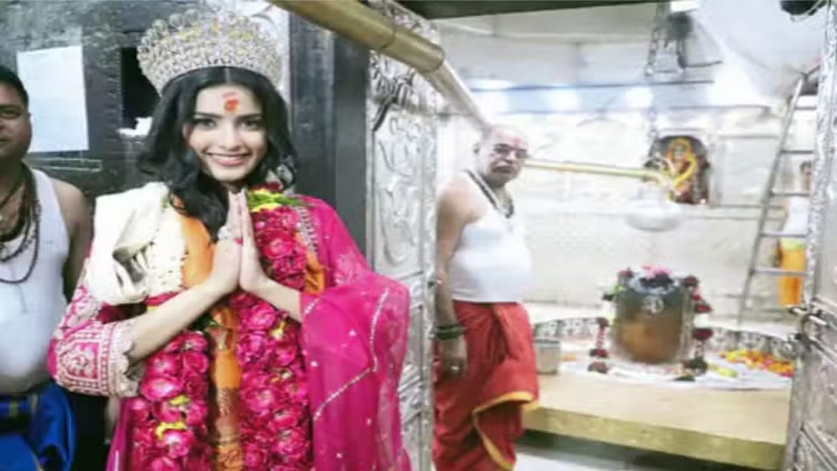 महाकाल के दरबार पहुंची मिस इंडिया: निकिता पोरवाल ने बाबा महाकालेश्वर के किए दर्शन, रोड शो कर जनता का जताया आभार