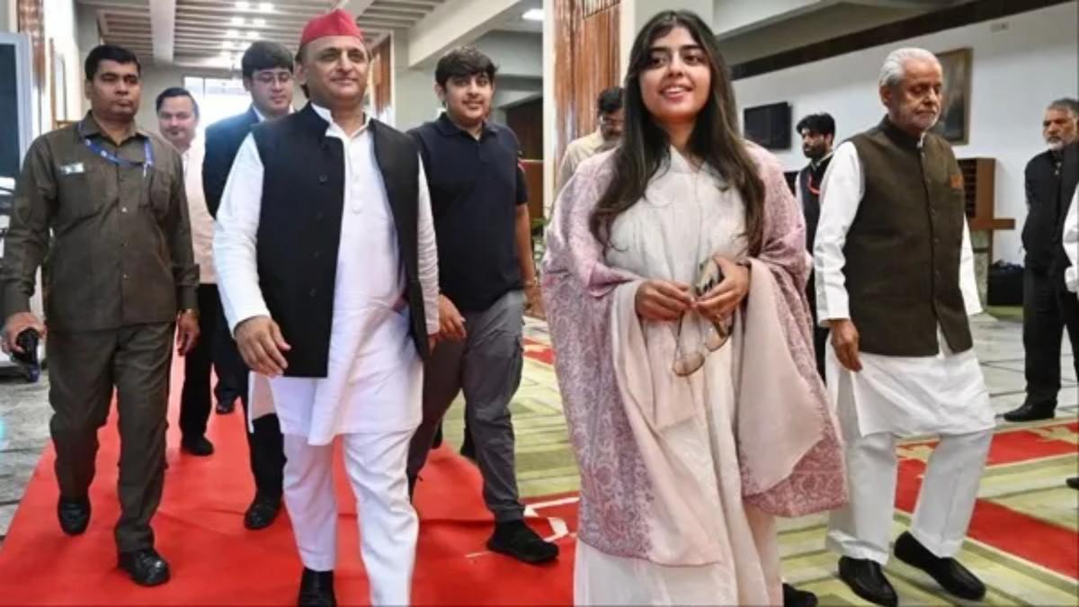 अखिलेश यादव की बेटी अदिति यादव की राजनीति में होने वाली है एंंट्री! आखिर क्यों हो रही है ऐसी चर्चा?