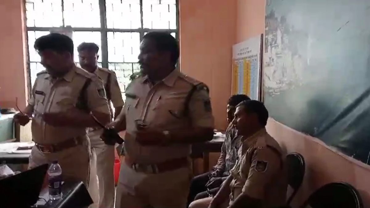 बाबा सिद्दीकी की हत्याः आरोपी शिवा की तलाश में मुंबई क्राइम ब्रांच की टीम देर रात पहुंची खंडवा, ओंकारेश्वर