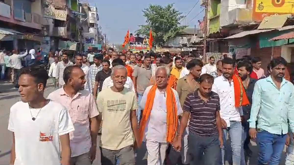 सागर में ‘लव जिहाद’ का विरोध: हिंदू संगठनों ने निकाली आक्रोश रैली, SDM ने दिया कार्रवाई का आश्वासन