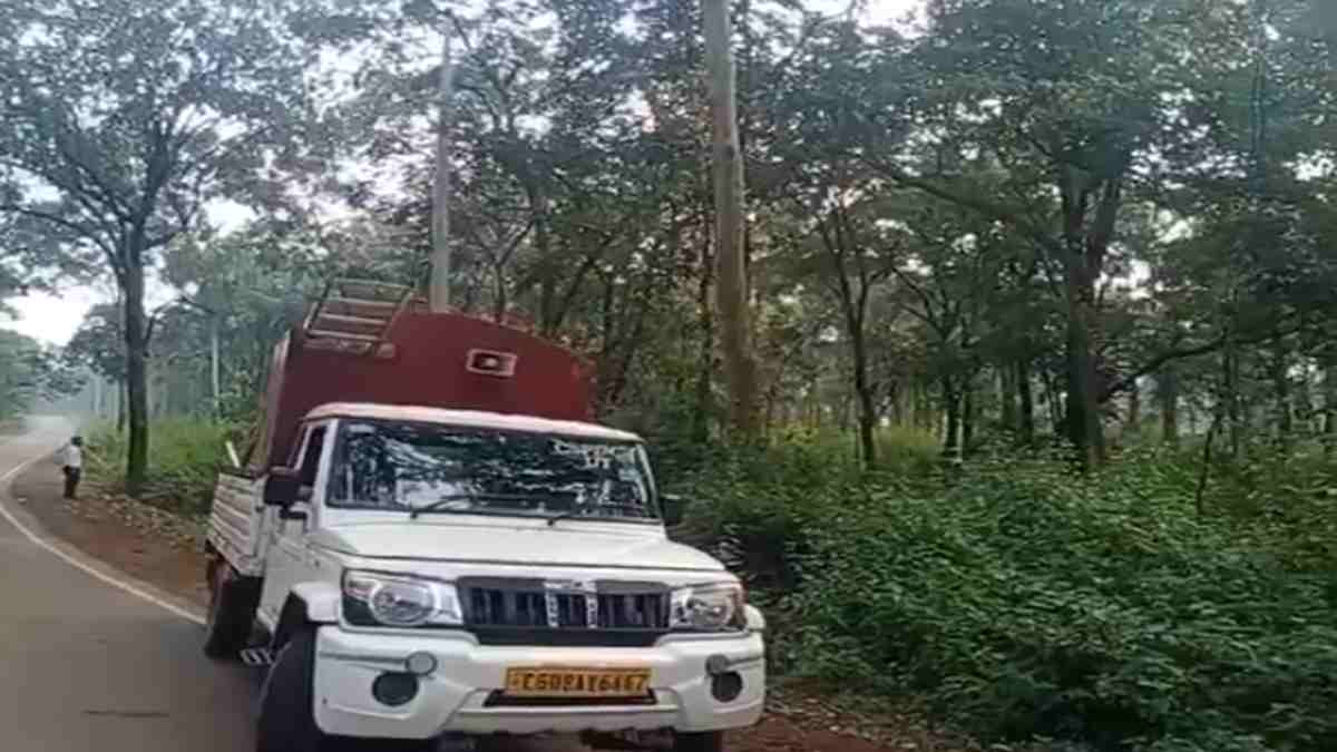 शिकारी के बिछाए करंट की जाल में फंसा युवक, मौके पर ही मौत