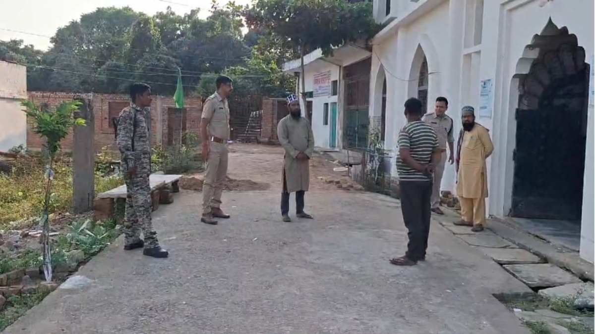 मस्जिद में बम की सूचना से मचा हड़कंप: मौके पर पहुंचा बम निरोधक दस्ता, फिर जो हुआ…