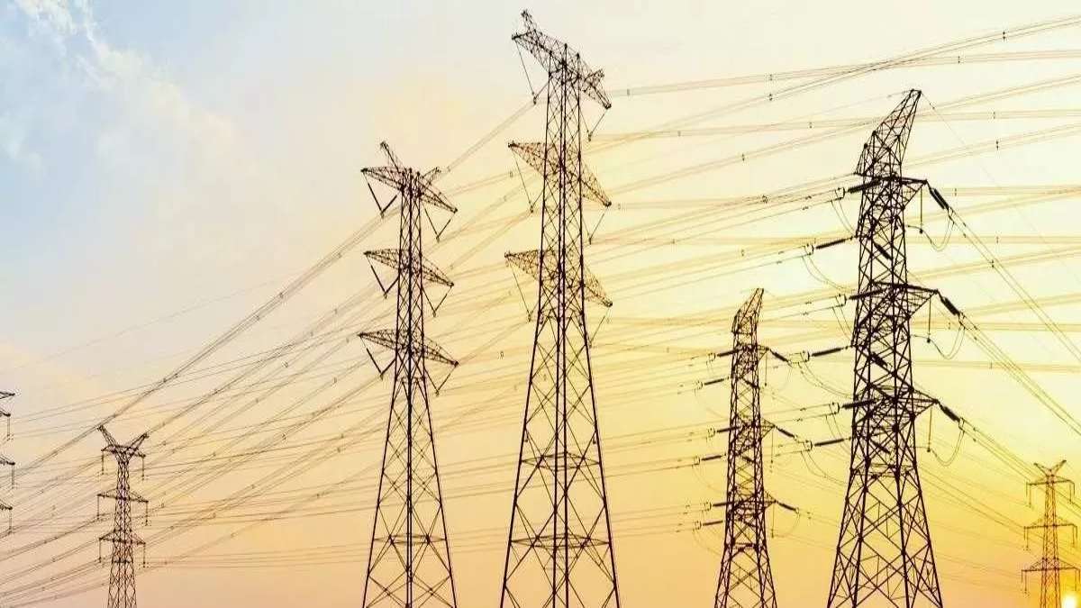 सरकार का बड़ा तोहफा: गरीबों को मात्र 3 रुपये में मिलेगी बिजली, किसानों के लिए मुफ्त…