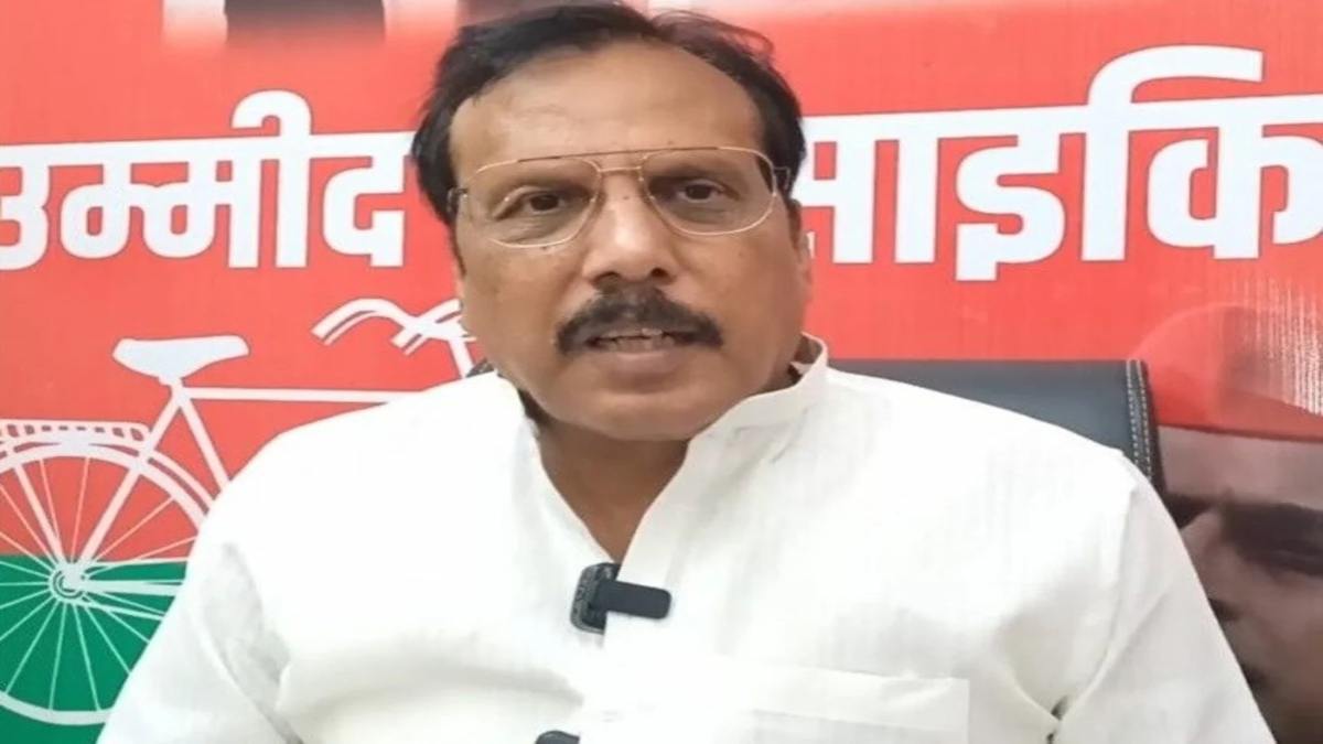 बेलगाम ‘UP पुलिस’ की एक और करतूत देखिए… डॉक्टर ने नहीं की शिकायत, फिर भी सपा सांसद के खिलाफ दर्ज हुई FIR, जानिए कहासुनी से लेकर केस तक की कहानी…