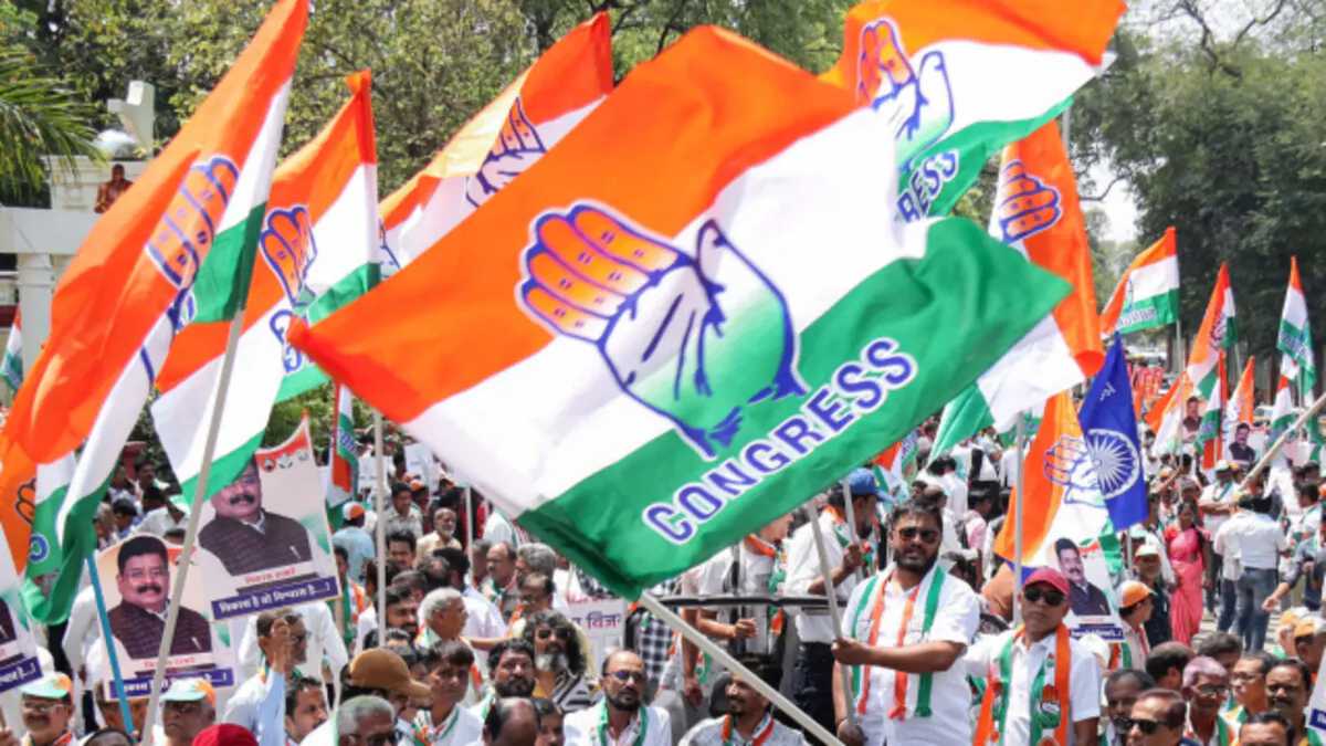 खैर सीट में खेला ! मुंह ताकते रह गए कांग्रेस के पुराने नेता, हाल ही में ‘हाथ’ थामने वाली नेत्री ने खरीदा नामांकन