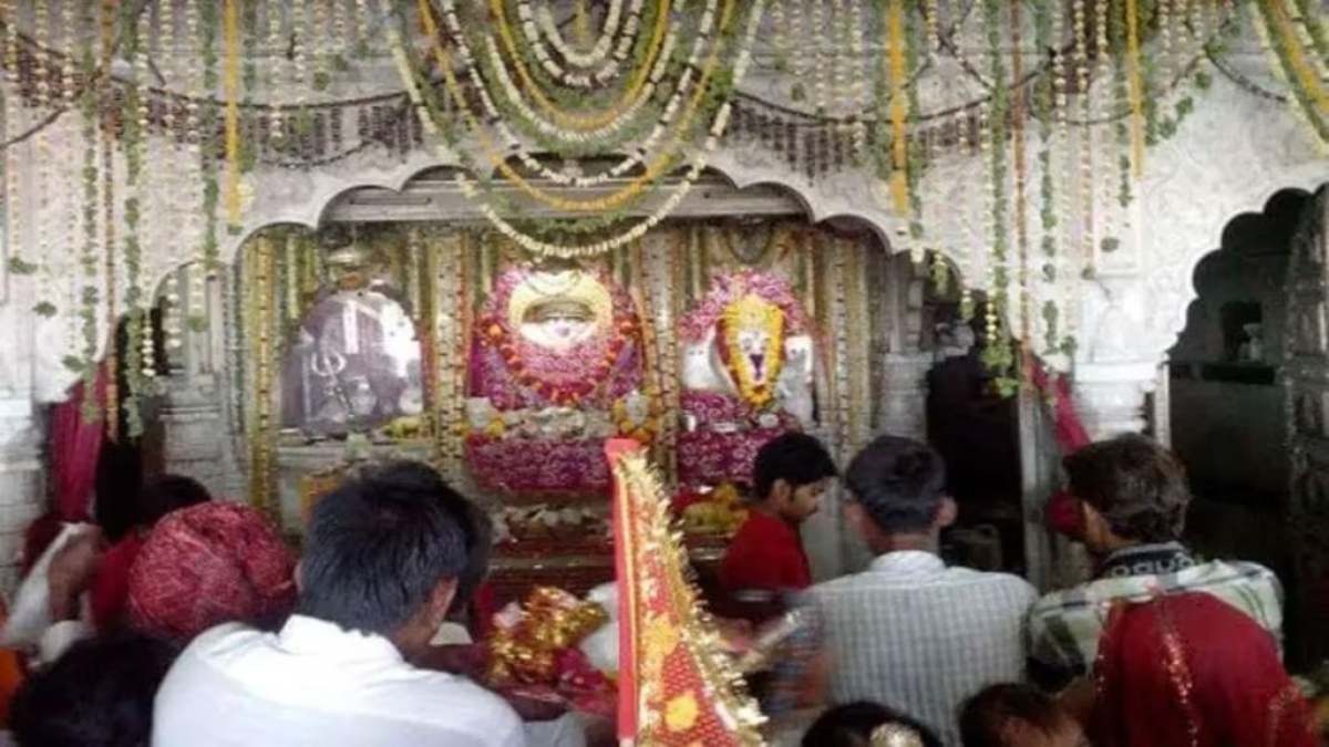 Karwa Chauth 2024: देश का एकमात्र चौथ माता का मंदिर, जहां करवा चौथ पर लाखों श्रद्धालुओं की भीड़ दर्शन के लिए आती है…