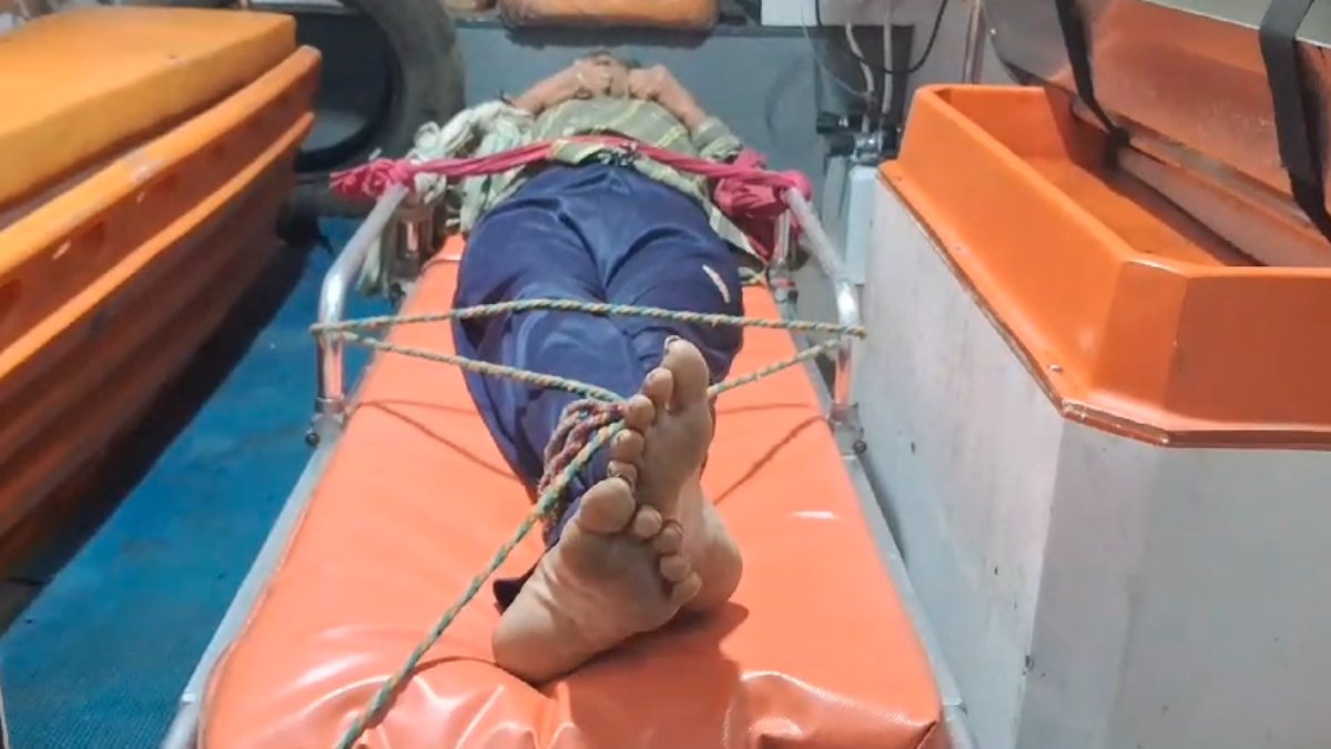Betul News : बुजुर्ग को 1 महीने तक चारपाई से बांधकर रखा, जानिए आखिर क्या है वजह