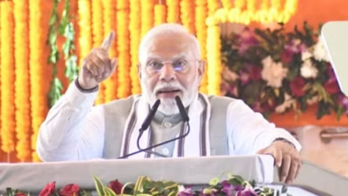 बनारस में विकास की बयारः पीएम मोदी ने 6,100 करोड़ रुपये की परियोजनाओं का किया शुभारंभ, प्रधानमंत्री ने कहा- यहां अपने…