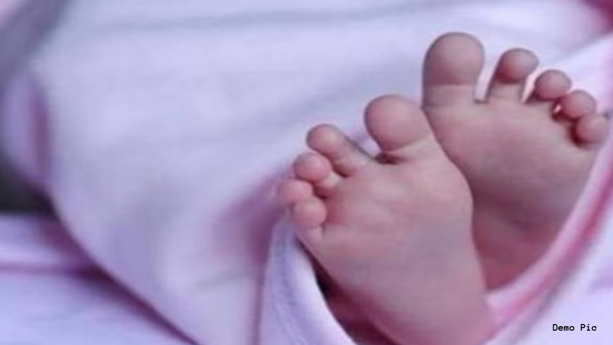 जबलपुर में मासूम को छत से फेंकने का मामला: मां के खिलाफ मामला दर्ज, इलाज के दौरान दुधमुंही बच्ची की हुई थी मौत