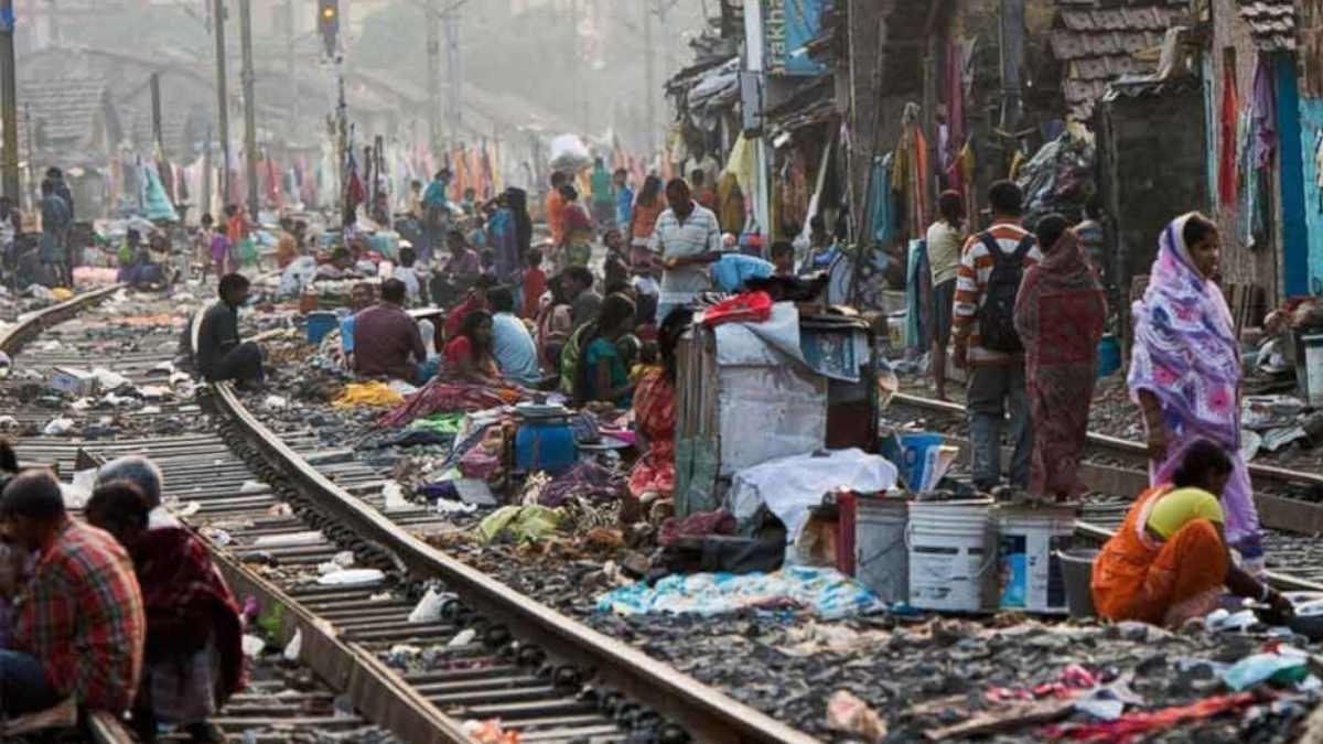 13 करोड़ भारतीय जी रहे अत्यधिक गरीबी में, विश्व बैंक की रिपोर्ट में किया गया खुलासा…