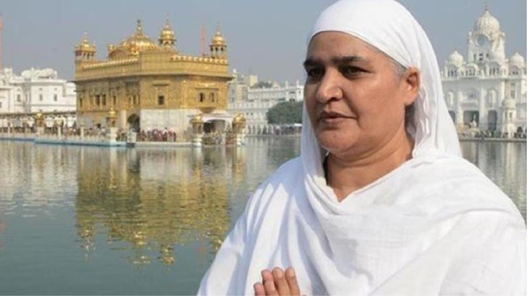 बीबी जगीर कौर पहुंची श्री अकाल तख्त, 24 साल पुराना है मामला