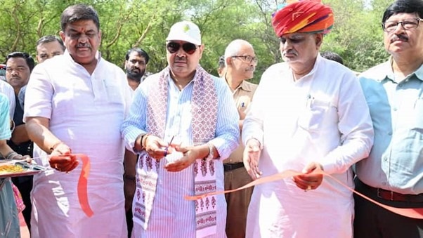 Rajasthan News: अब जयपुर में दहाड़ेंगे बाघ, CM भजनलाल ने नाहरगढ़ बायोलॉजिकल पार्क सफारी का किया उद्घाटन
