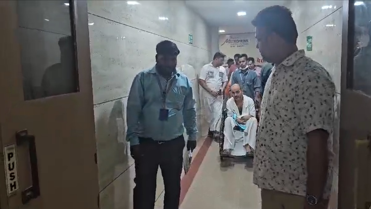 नर्मदा मिशन संस्थापक दादा गुरु की बिगड़ी तबीयत, अस्पताल में भर्ती, 4 सालों से सिर्फ पानी पर हैं जिंदा