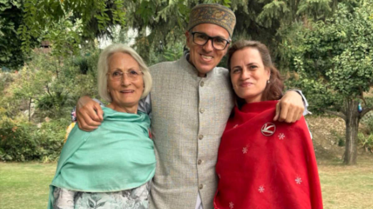 Jammu-Kashmir Assembly Election : नेशनल कांफ्रेंस की जीत से उत्साहित उमर अब्दुल्ला की बहन ने कार्यकर्ताओं से पूछा, ‘हाउज द जोश’