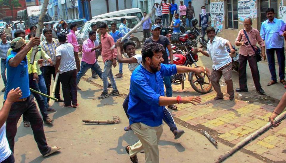 पंचायत चुनाव :  प्रचार के दौरान दो गुटों के बीच झड़प, 4 घायल