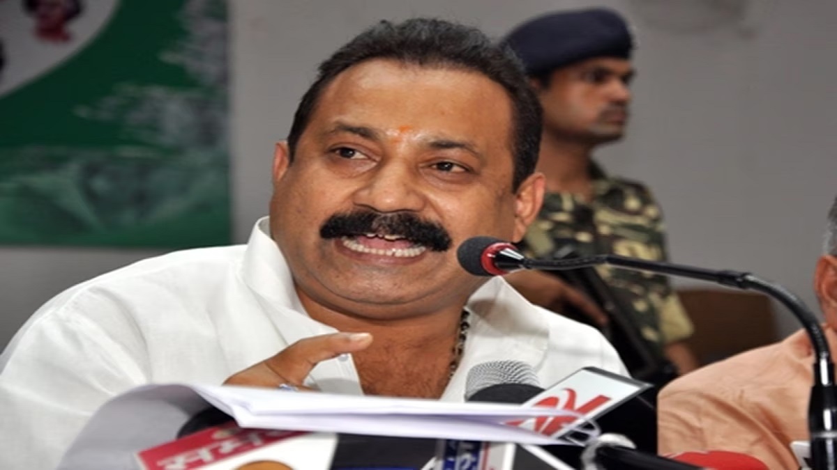 ‘…तेजस्वी यादव सरकार में नहीं थे’, आरक्षण मुद्दे पर अशोक चौधरी ने दिया नेता प्रतिपक्ष को जवाब